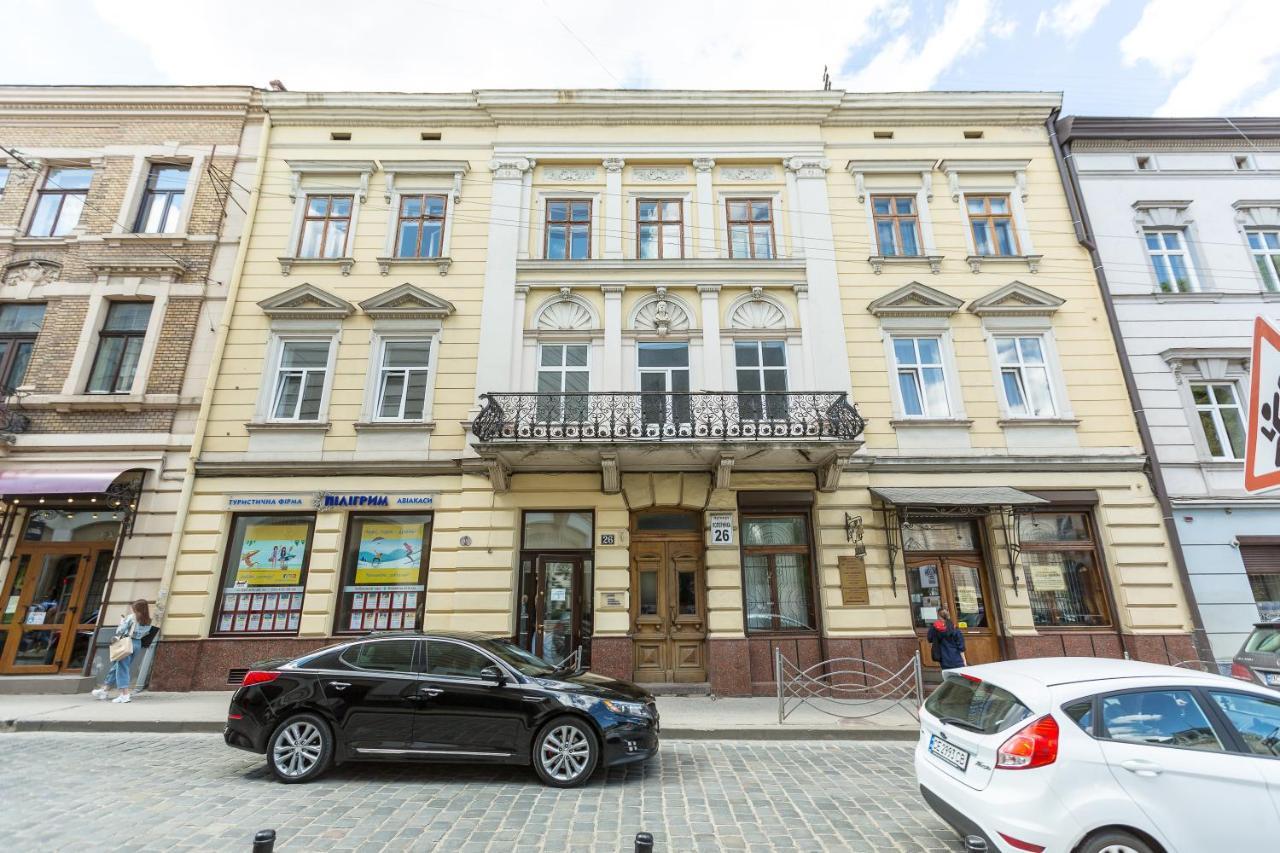 Квартира В Центрі Подобово На Вулиці Коперника 26 Біля Палацу Мистецтв Lviv Kültér fotó